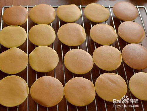 自制多啦a梦的铜锣烧饼干