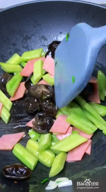 鸡蛋炒黄瓜的做法