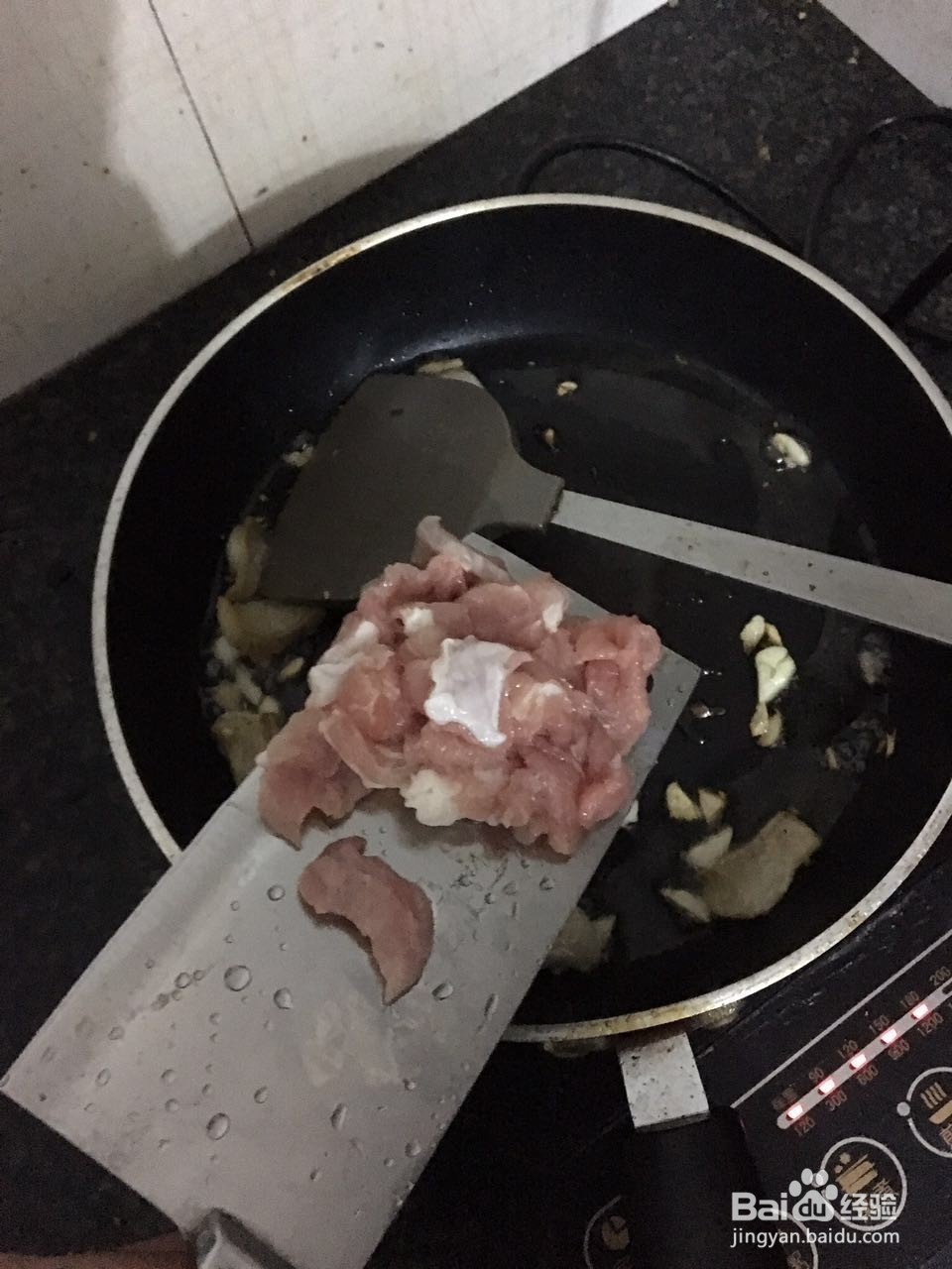怎么做蘑菇炒肉