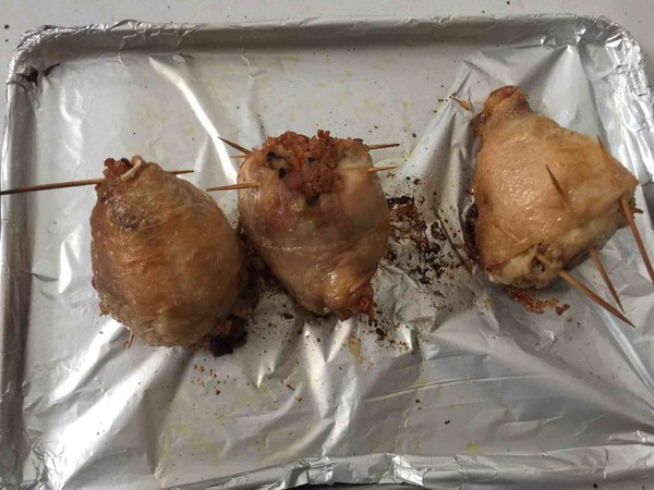 鸡腿包饭丘比沙拉汁