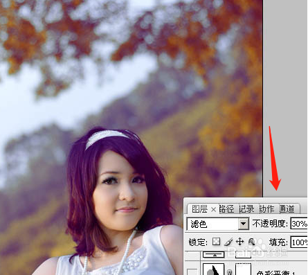 Photoshop调出外景美女图片绚丽的紫红色