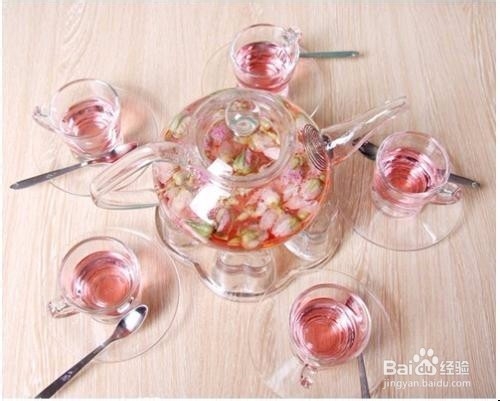 玫瑰花茶，唇齿留香