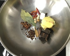 富硒姐姐鸡蛋羹教你做：乡巴佬卤蛋