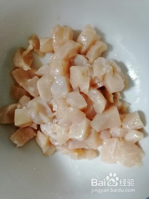 如何做酱爆鸡丁