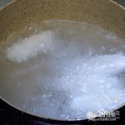 咸蛋黄炒年糕的做法