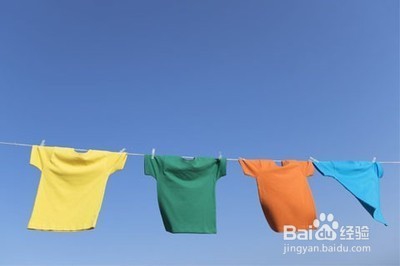 衣服掉色怎样洗,掉色的衣服怎样洗不掉颜色?