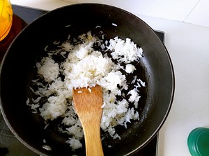 蛋炒饭先炒蛋还是先炒饭