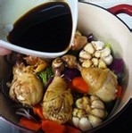 锅烤时蔬蒜香鸡腿