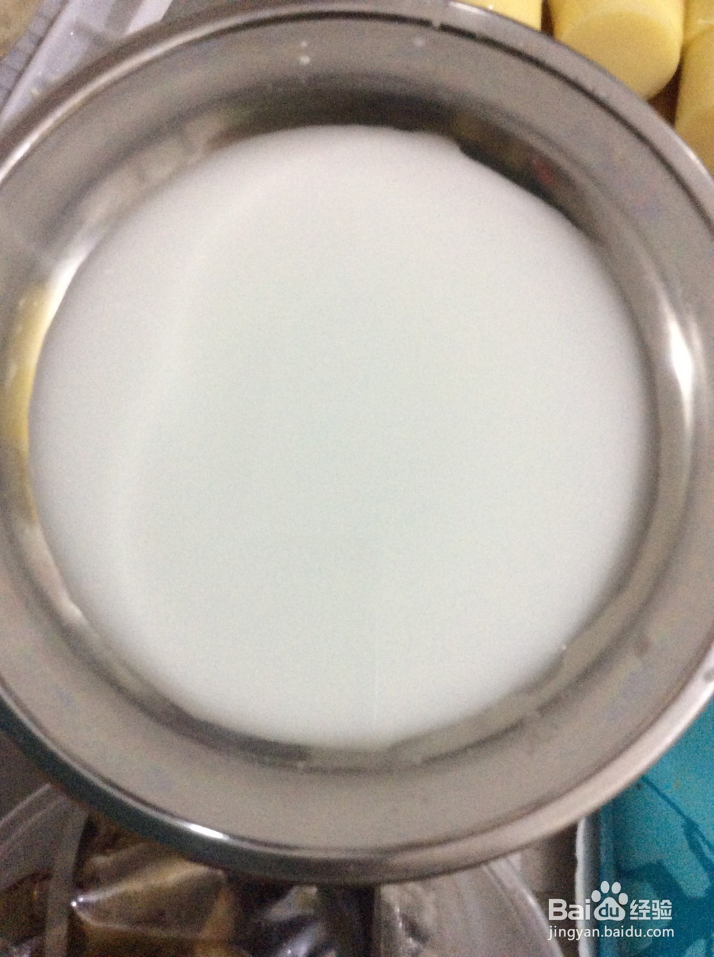 金针菇炖日本豆腐，简单家常小菜