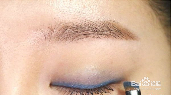 金世正的眼妆怎么画