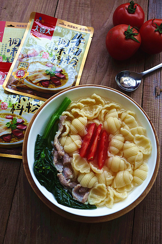 牛肉味清汤海螺面