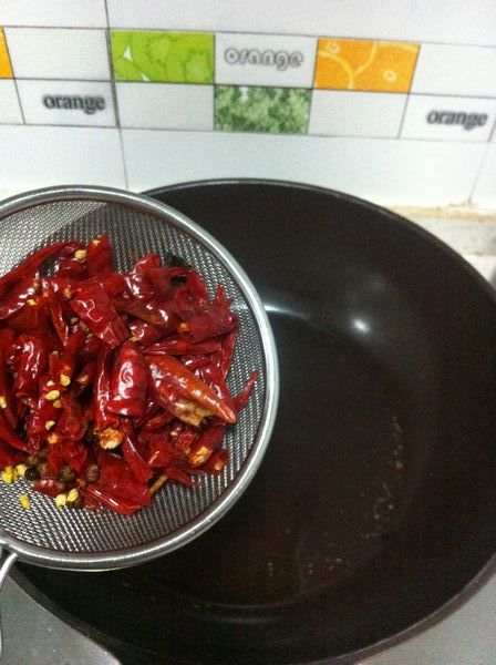 香脆花生鸡米丁