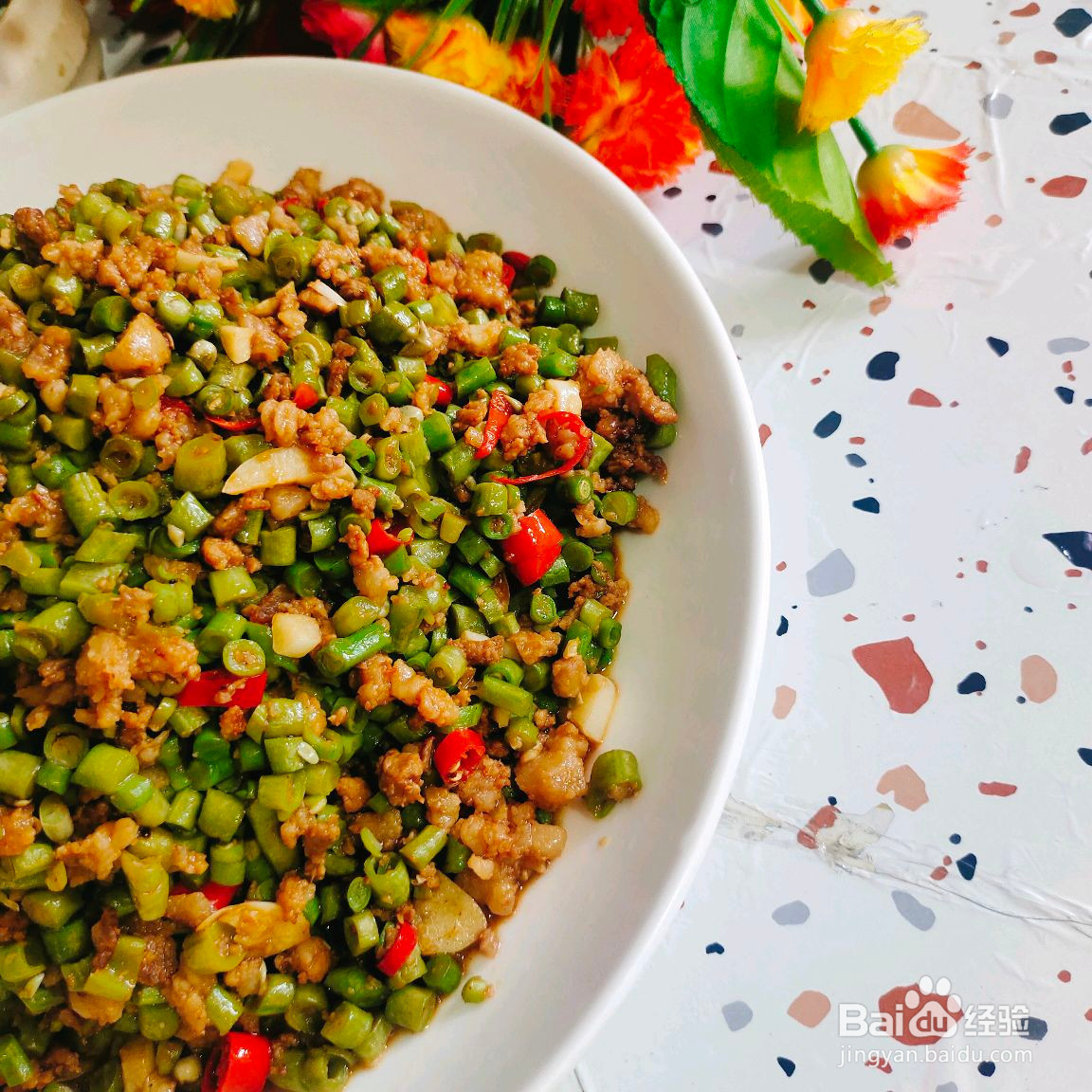 豇豆炒肉沫的做法