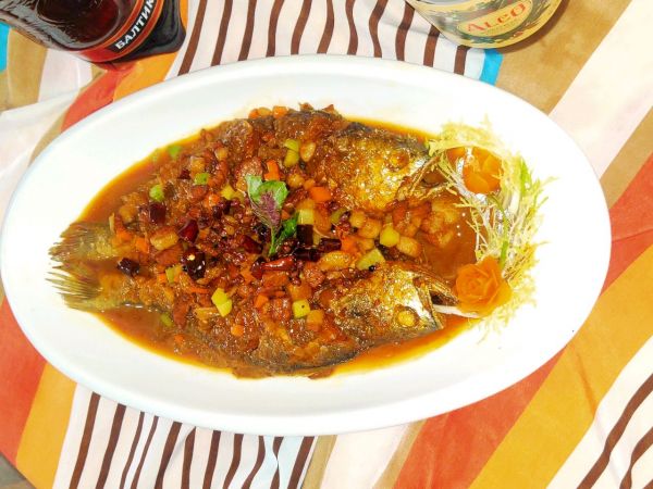 五花肉烧黄花鱼