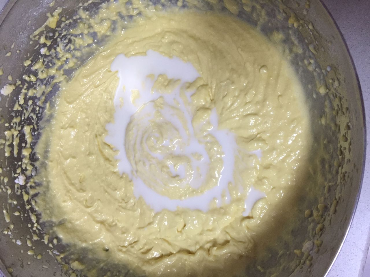 这样做的黑芝麻肉松蛋糕一定要尝一下