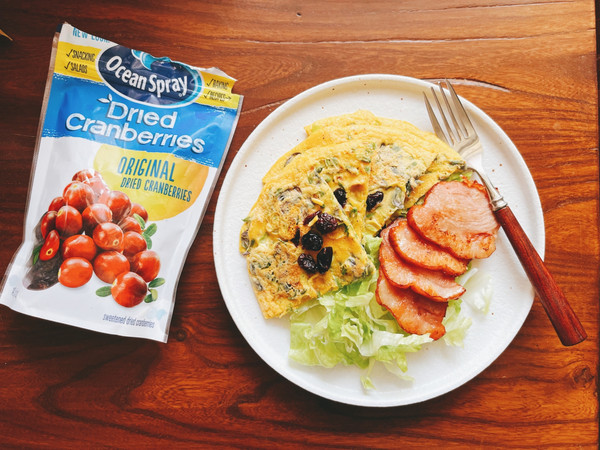 蔓越莓槐树花蛋饼