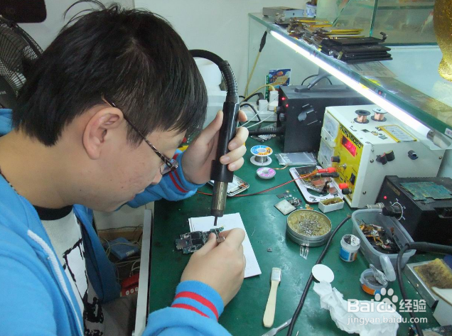 手机使用中出现故障,如何判断和维修解决?