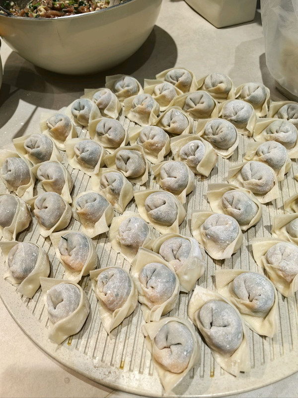 咸蛋黄虾仁馄饨