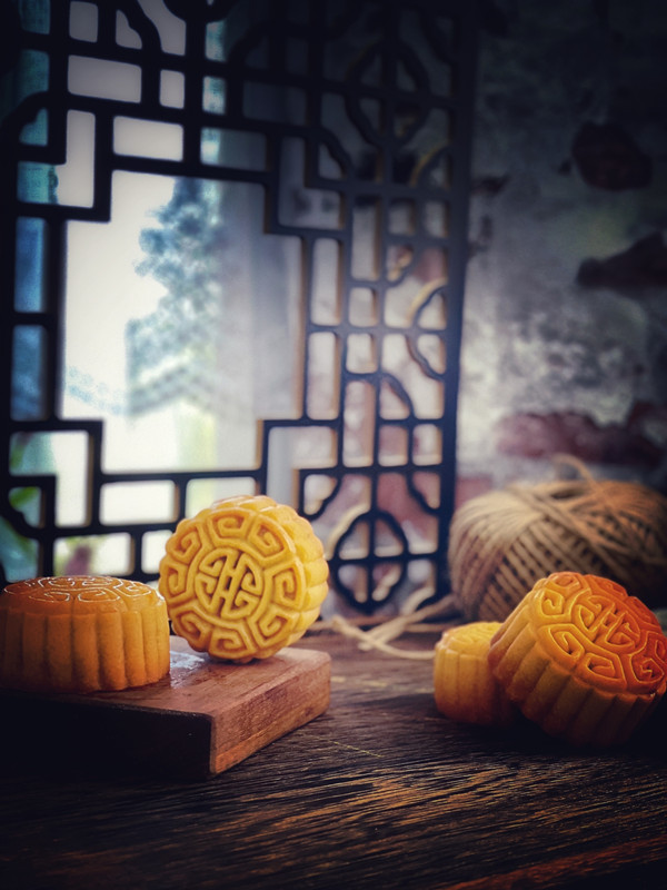 冬翅冬蓉馅月饼