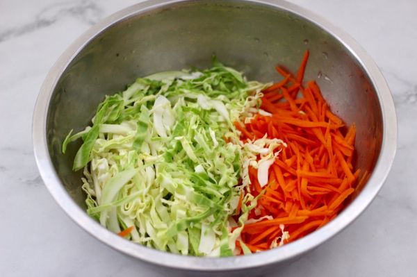 包菜虾皮菜团子