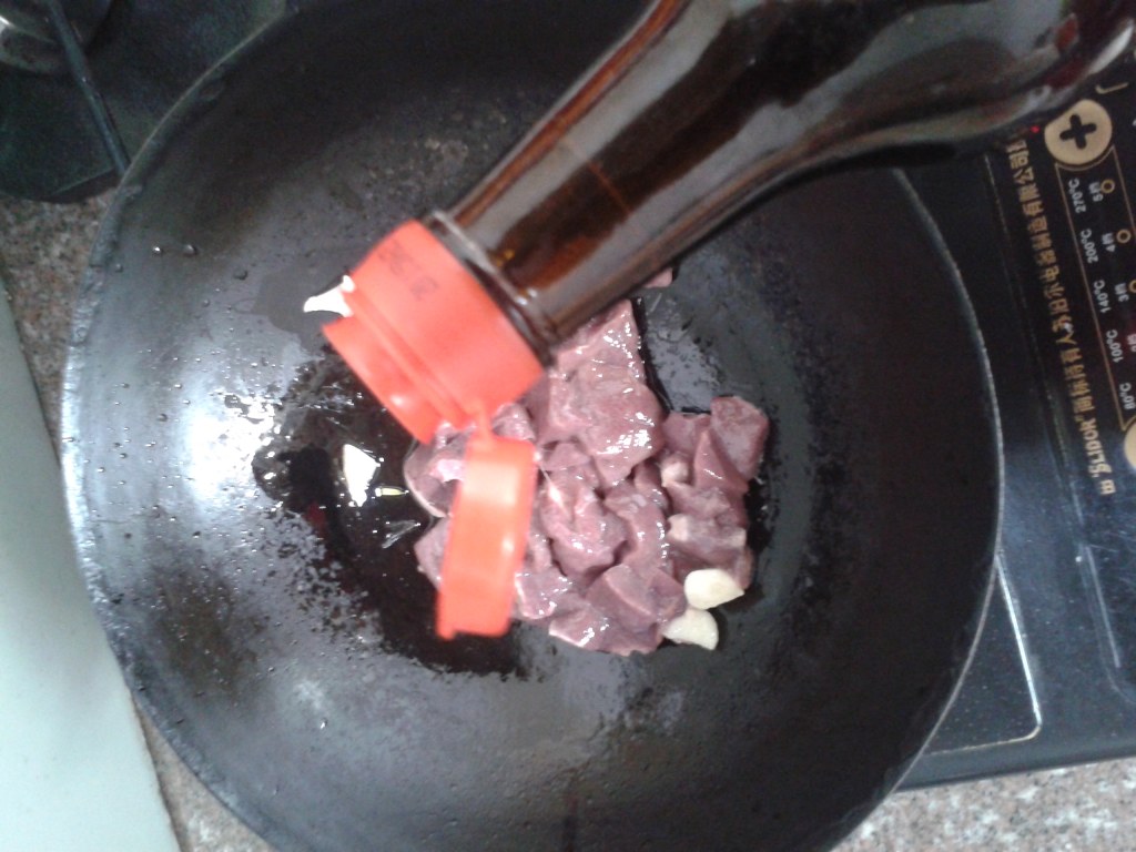 香葱煮猪肝汤，这样的美食试问能错过吗