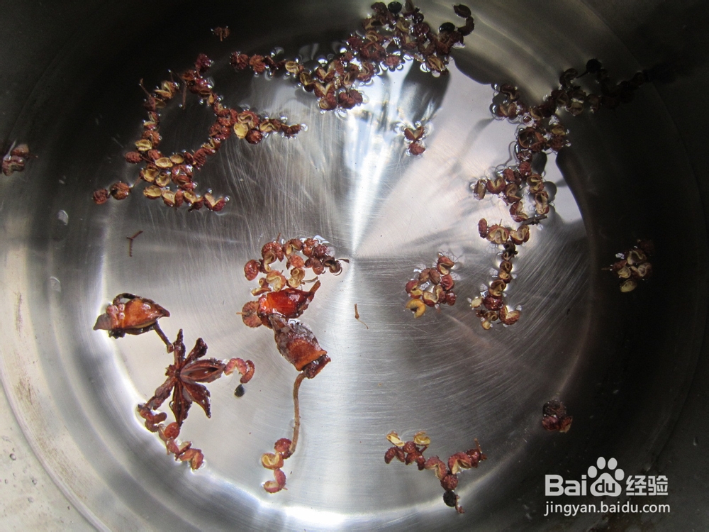 口感脆生，色泽鲜亮，开胃提神------四川泡菜