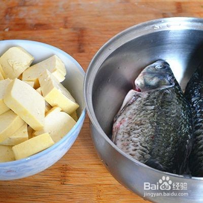 秋季养生汤——鲫鱼豆腐汤的做法