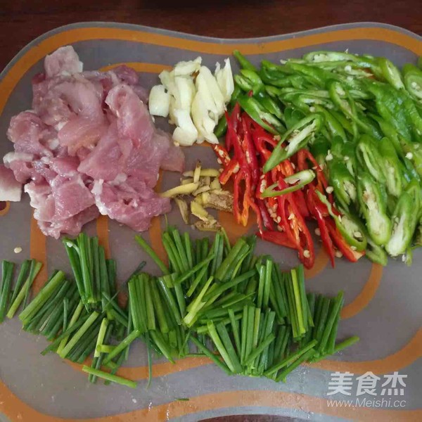 猪肉炒米粉的做法