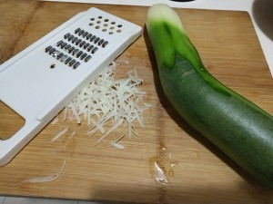 香酥软口的小吃摊版香炸萝卜丸子的做法