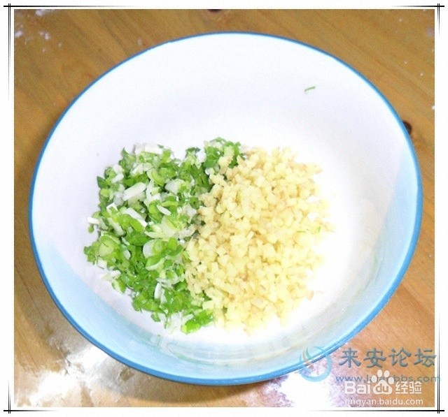 皮蛋瘦肉粥的家常做法