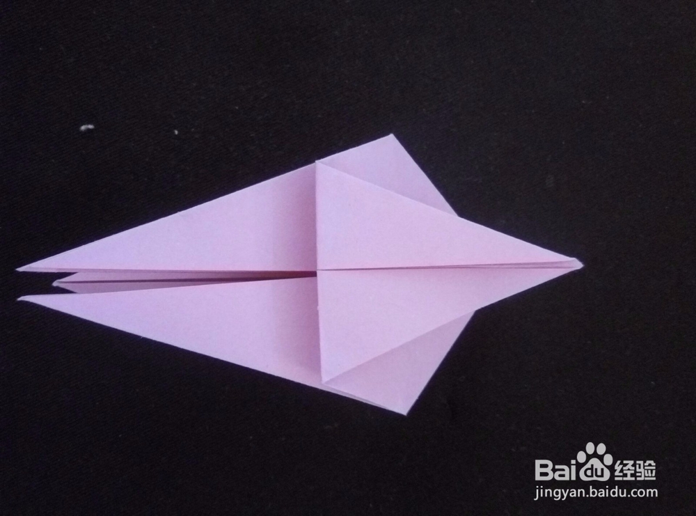 如何快速折出一只小金鱼