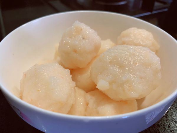 不妨来一碗紫菜虾丸蛋皮汤