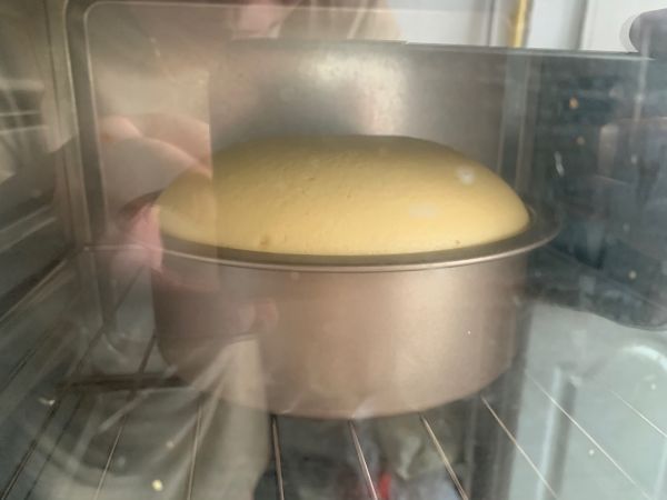 巧克力淋面蛋糕