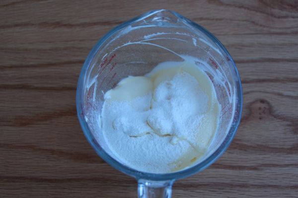 覆盆子荔枝蛋糕