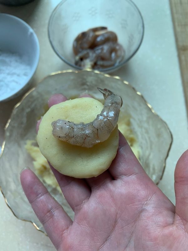 无油低脂凤尾虾球