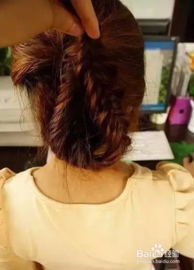 头发怎么扎好看?老是披头散发可不好