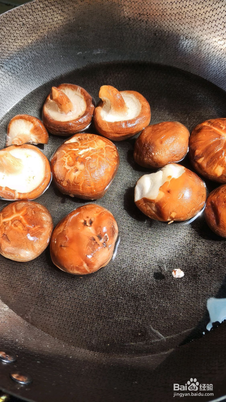 香菇猪肉包子的做法