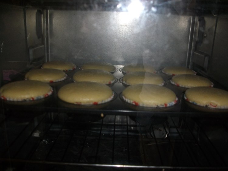 学会做全蛋海绵杯子蛋糕让生活充满无限乐趣！