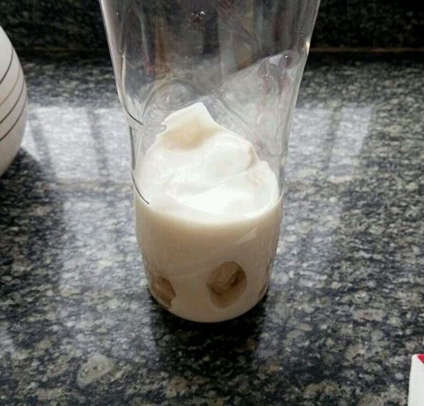 花式香蕉酸奶昔