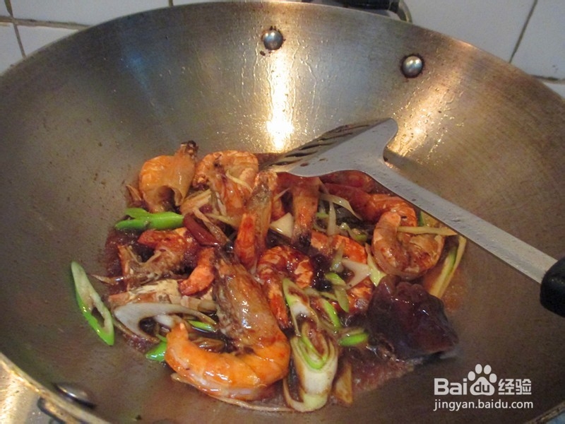 特简单的油焖大虾