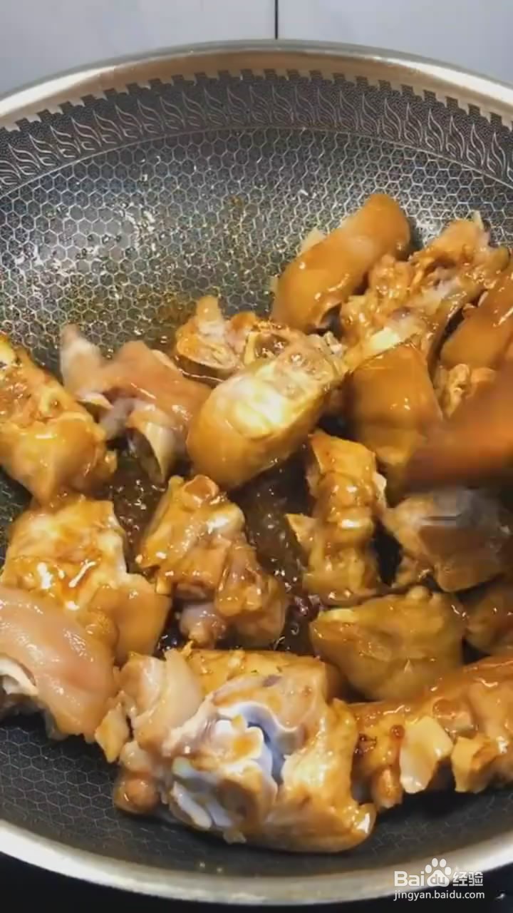 如何制作好吃软烂的猪蹄