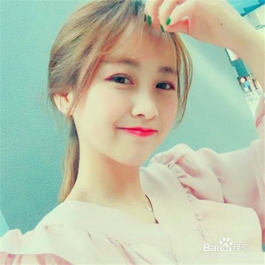 圆脸女性如何选择发型?7款发型告别大脸猫!