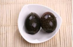 袋鼠妈妈皮蛋豆腐的做法