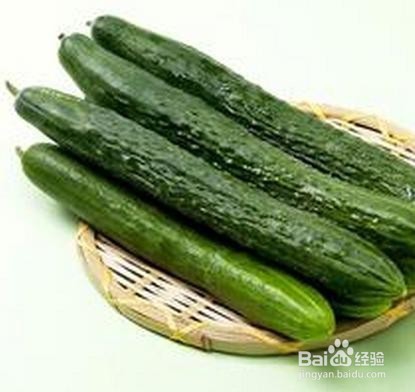 熬夜后的几个小技巧告别黑眼圈