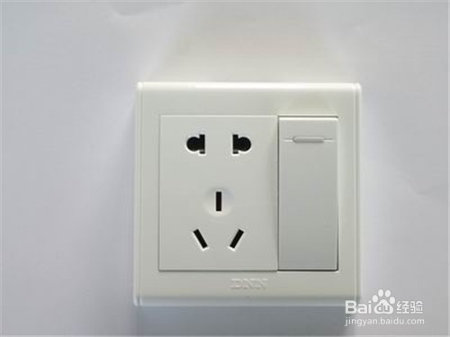 墙壁开关如何改到衣柜上