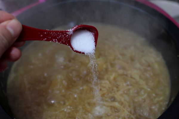 排骨酸菜炖粉条