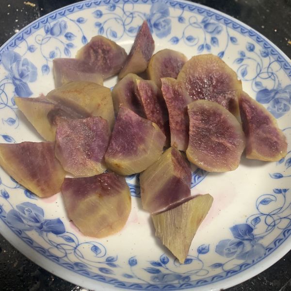 椰汁芋圆香芋西米露