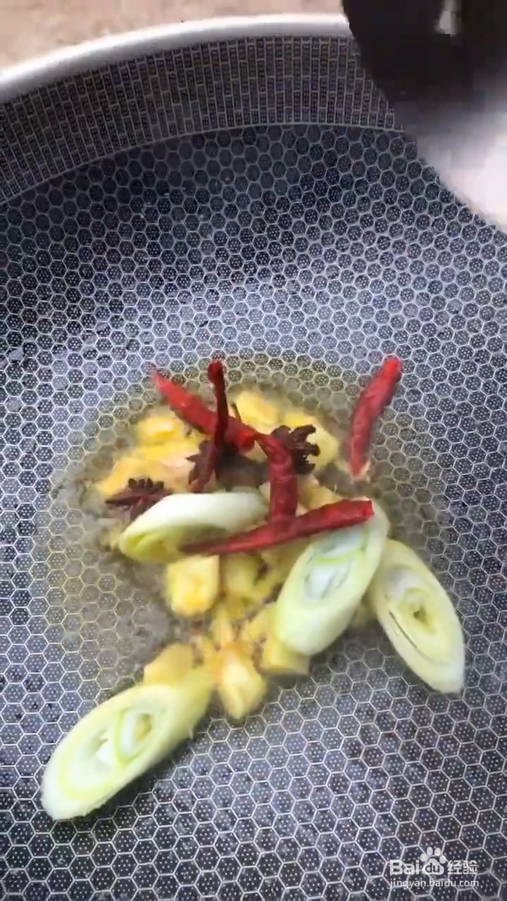 如何在家自制排骨烧豆角