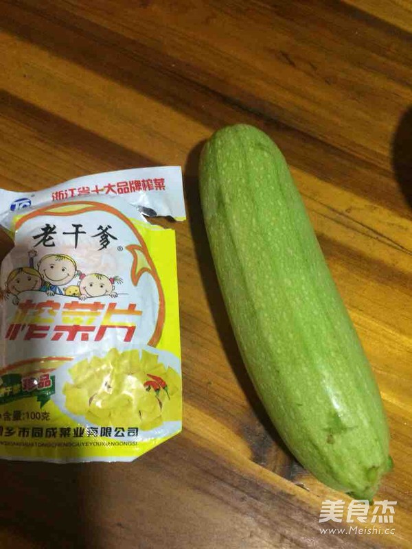 西葫芦炒肉丝