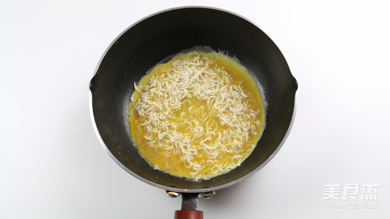 【金银满盆】银鱼炒鸡蛋